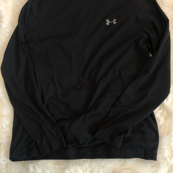Black Under Armour Cold Gear Shirt - Picture 2 of 2